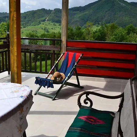 Къща за гости адиарт 3*